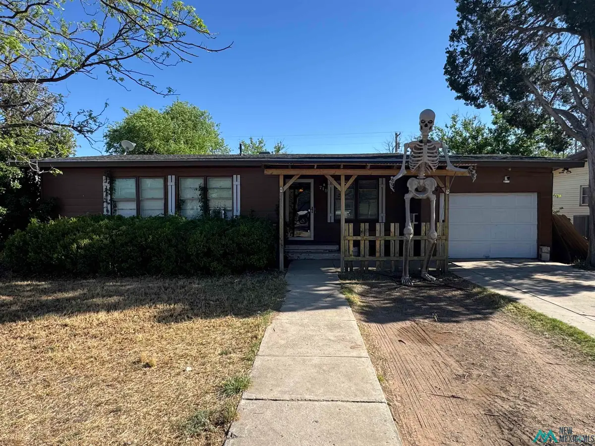 719 W Avenue I, Lovington, NM 88260 - #1