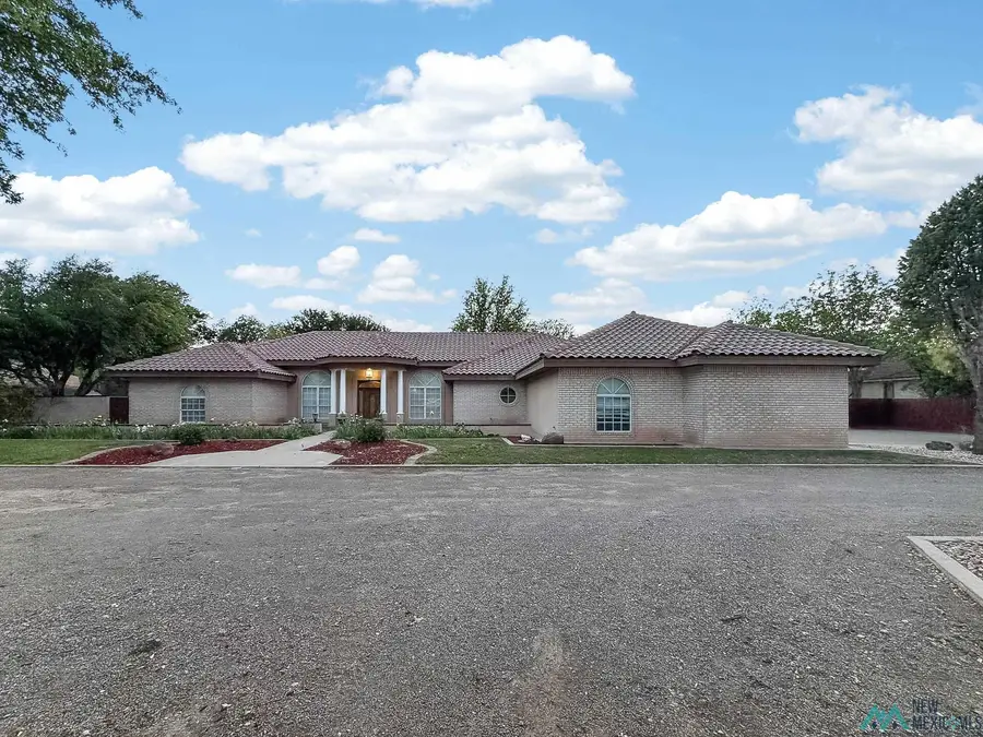 3102 N Montana Avenue, Roswell, NM 88201 - #2