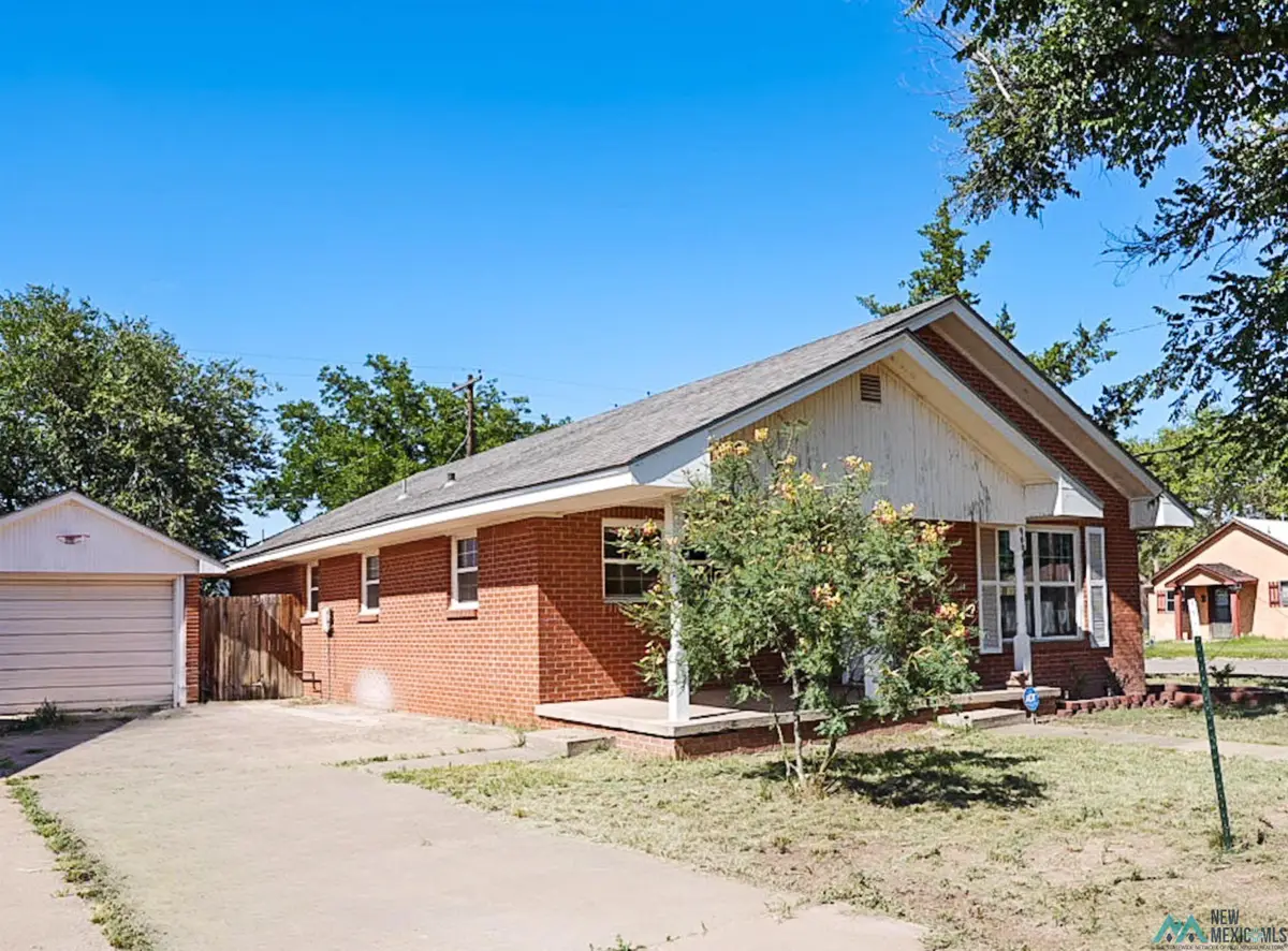 900 W 16th Lane, Portales, NM 88130 - #1