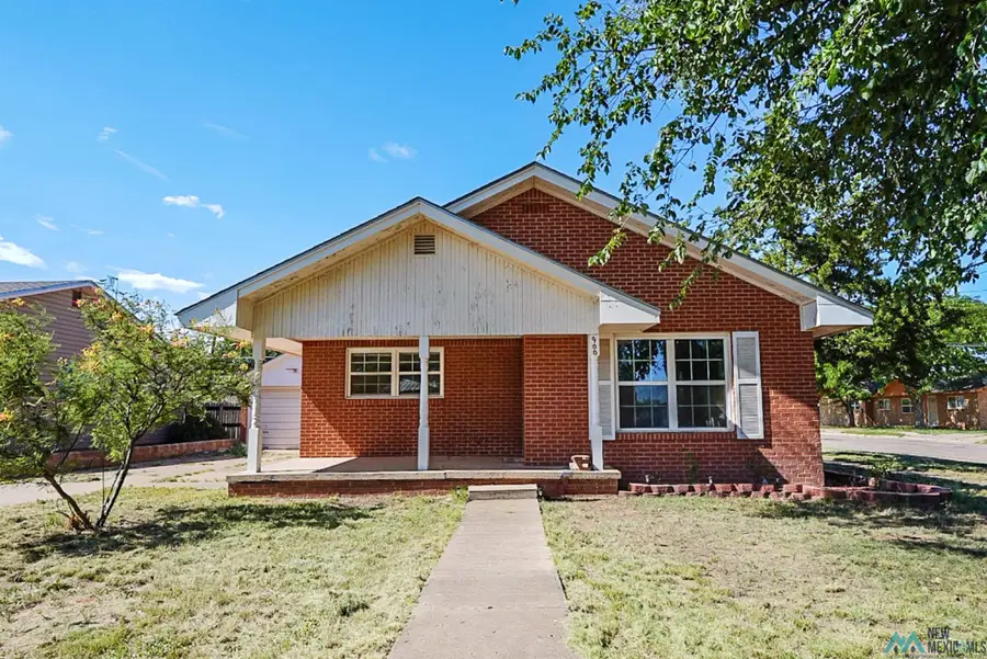 900 W 16th Lane, Portales, NM 88130 - #2