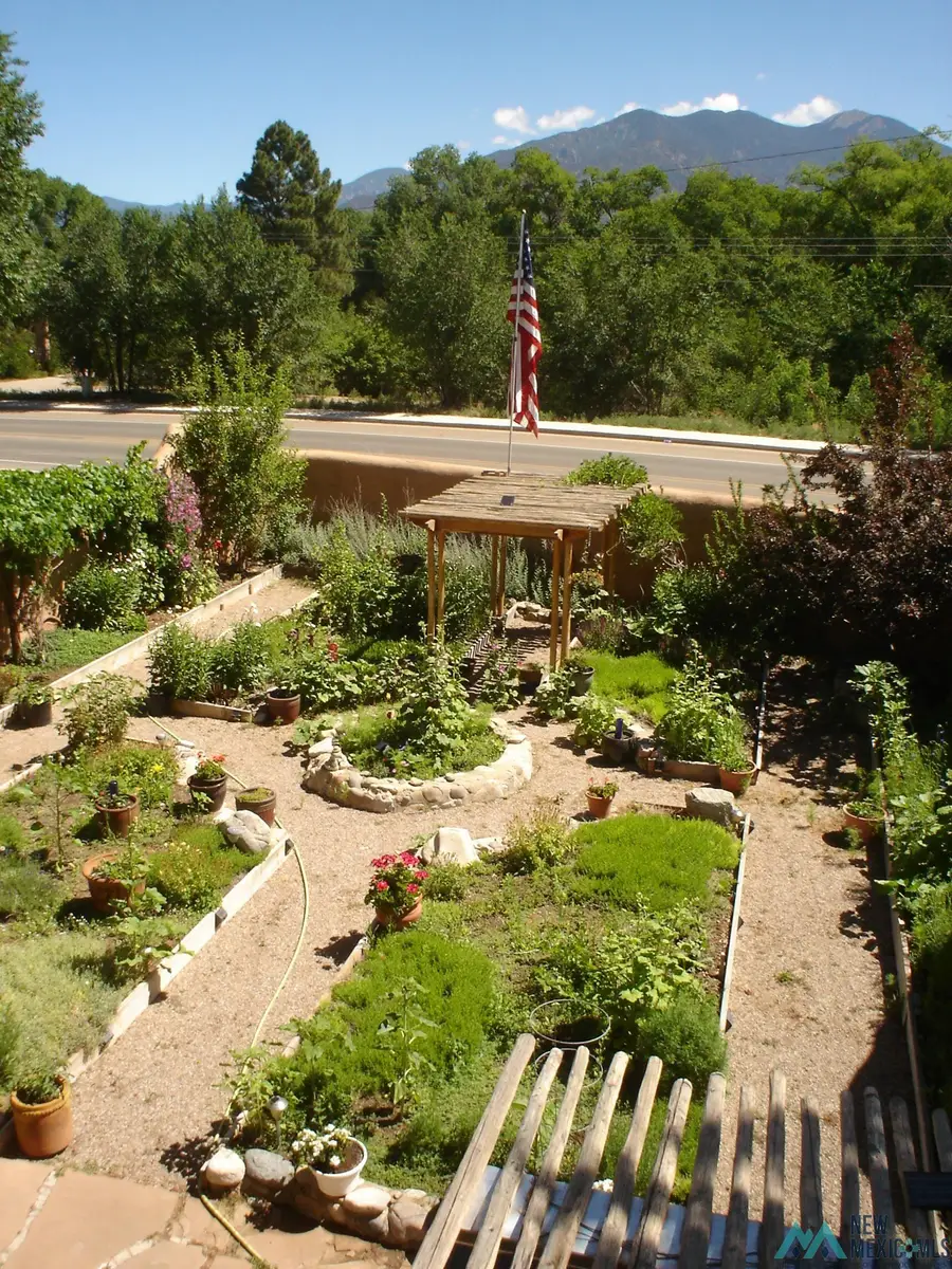 514 Paseo Del Pueblo Norte, Taos, NM 87571 - #2