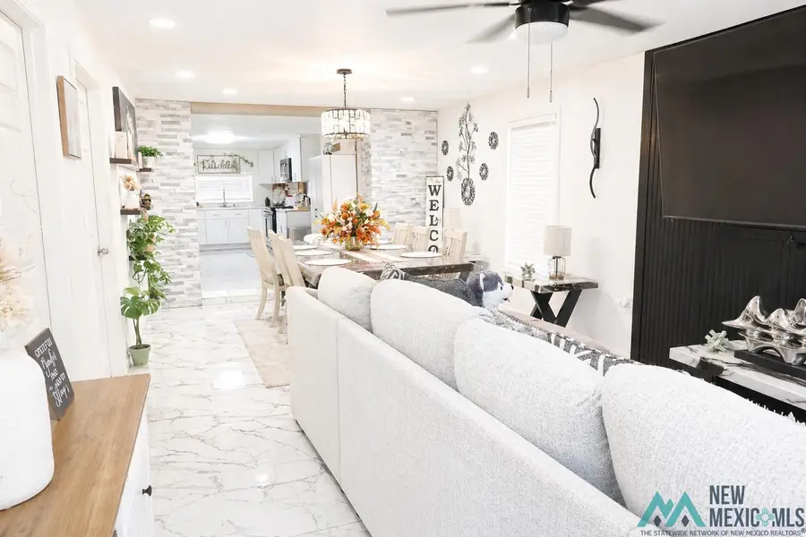 107 S Ash Avenue, Roswell, NM 88201 - #2