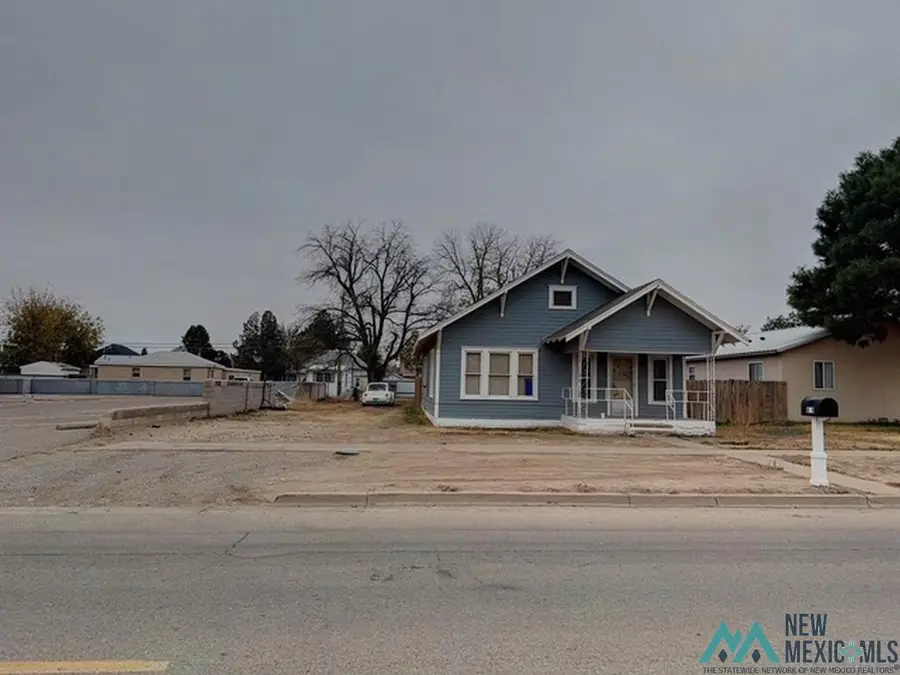 809 W Grand Avenue, Artesia, NM 88210 - #2