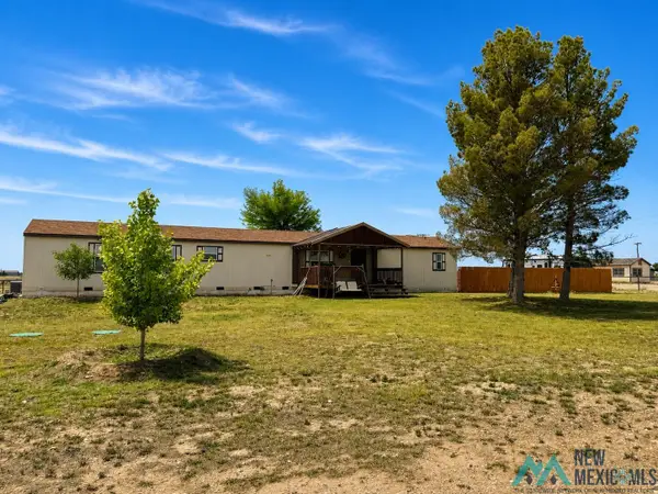 135 E Cottonwood Road, Artesia, NM 88210