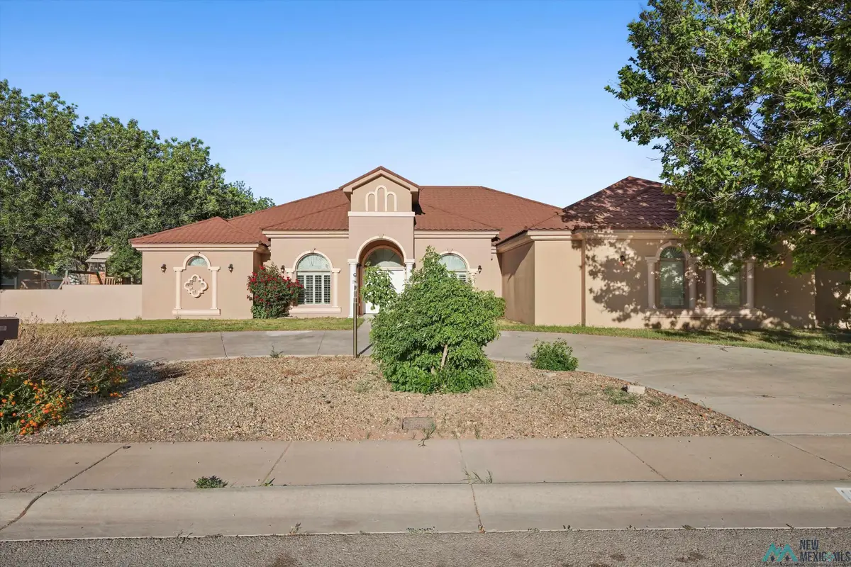 1530 La Vina Circle, Carlsbad, NM 88220 - #1