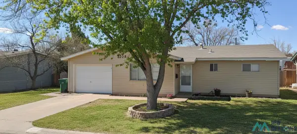 2208 N Acoma Drive, Hobbs, NM 88240