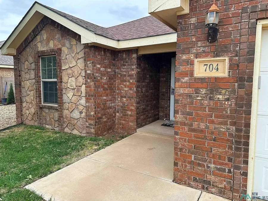 704 Almond Tree Lane, Clovis, NM 88101 - #3
