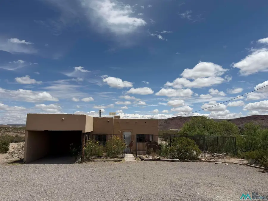 907 Lucky Street, Truth Or Consequences, NM 87901 - #2