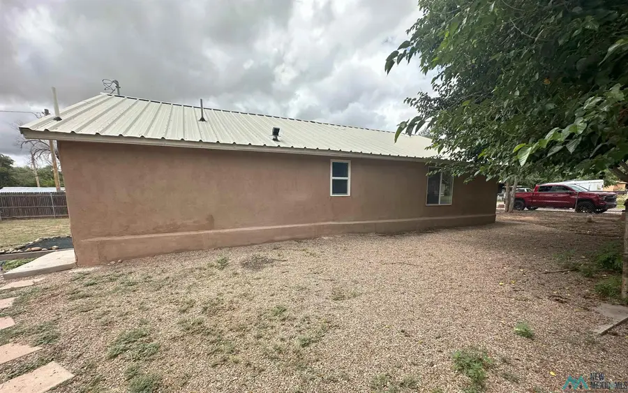 381 E Lake Ave Avenue, Fort Sumner, NM 88119 - #2