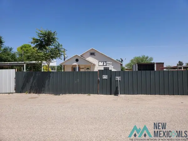 2004 N Pine Street, Artesia, NM 88210