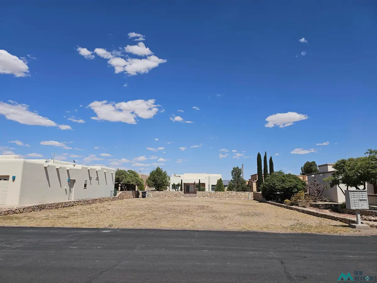 2919 S Sand Trap Rd Road, Deming, NM 88030 - #1