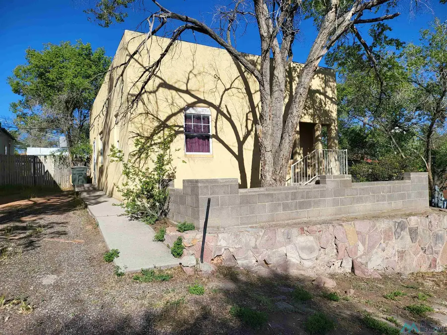 202 S Strong Drive, Gallup, NM 87301 - #2
