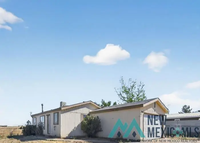 673 Meadowlake Road, Los Lunas, NM 87031 - #2