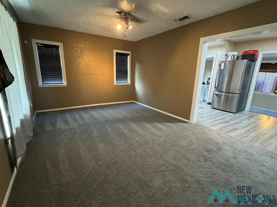 205 N Kansas Avenue, Roswell, NM 88201 - #3