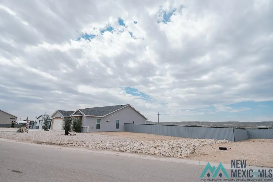 823 Calamity Jane Drive, Carlsbad, NM 88220 - #2