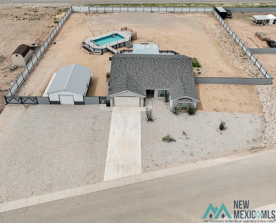 823 Calamity Jane Drive, Carlsbad, NM 88220 - #3