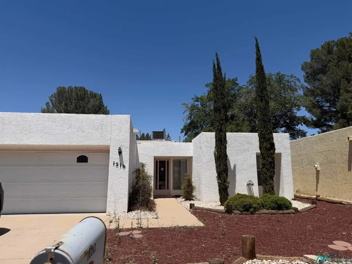 1516 Mountain Shadow Drive, Carlsbad, NM 88220 - #1