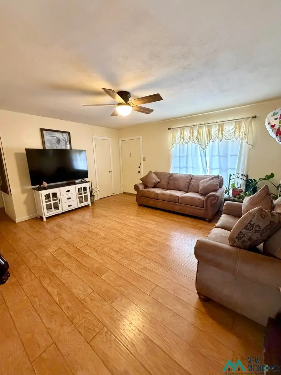 1909 W Alameda Street, Roswell, NM 88203 - #2