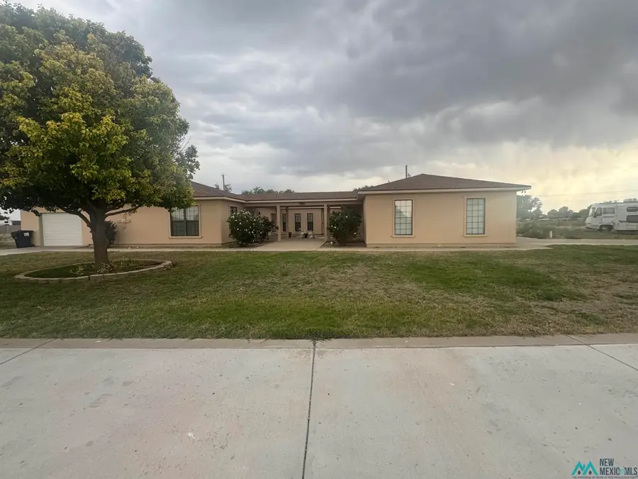 2100 Lakeview Drive, Hobbs, NM 88240 - #2