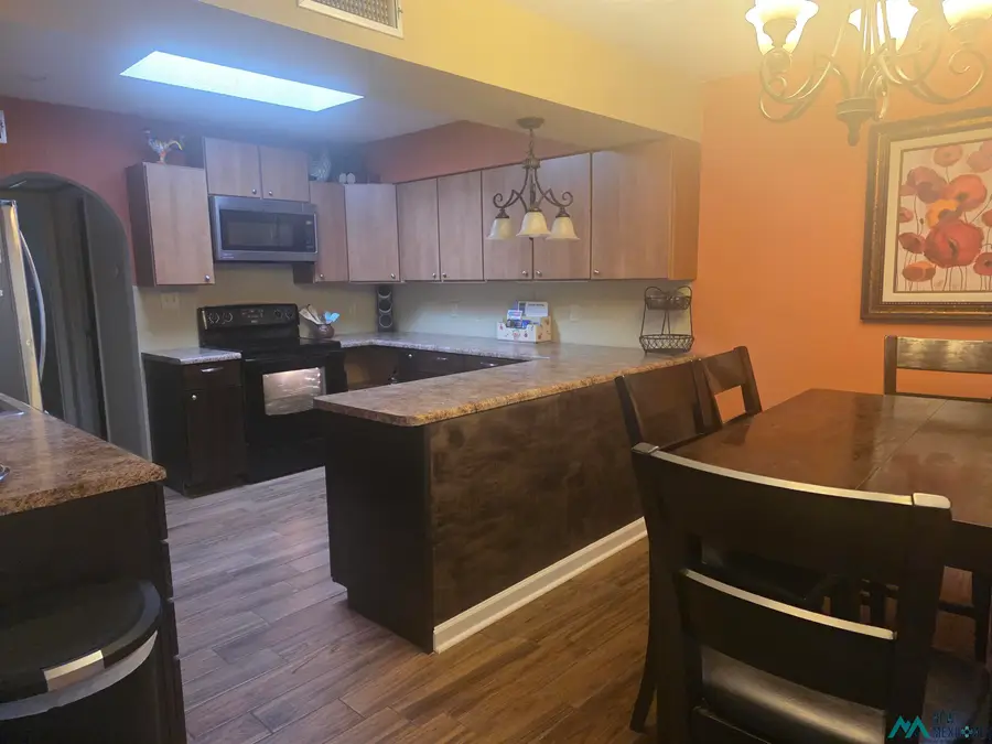 1902 Mountain Shadow Drive, Carlsbad, NM 88220 - #3