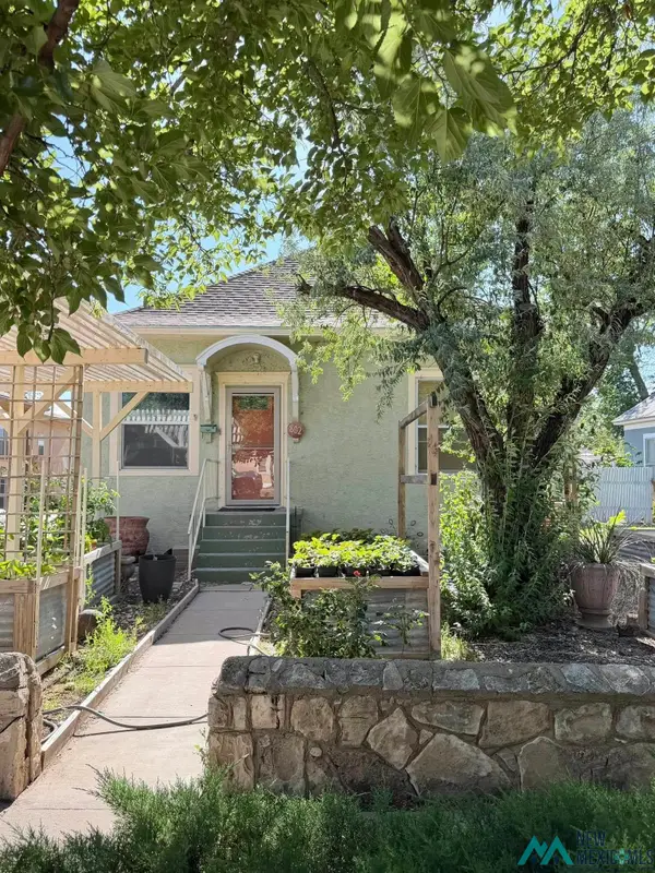 802 N Kentucky Avenue, Roswell, NM 88201