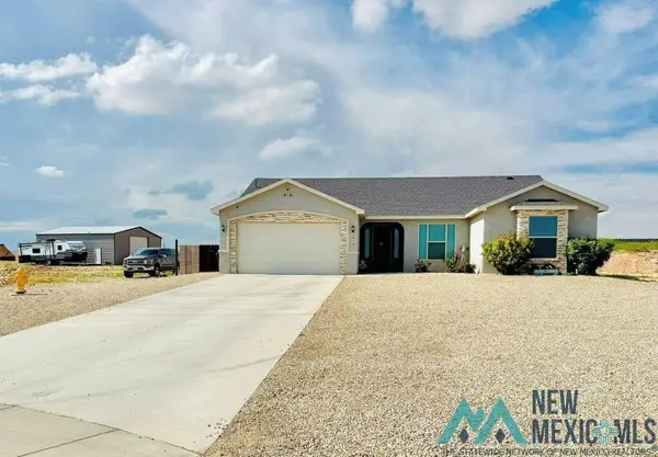 832 Calamity Jane Drive, Carlsbad, NM 88220