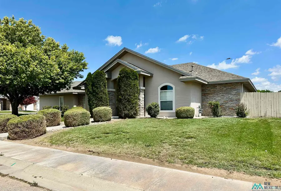 12 West Lake Court, Dexter, NM 88230 - #3