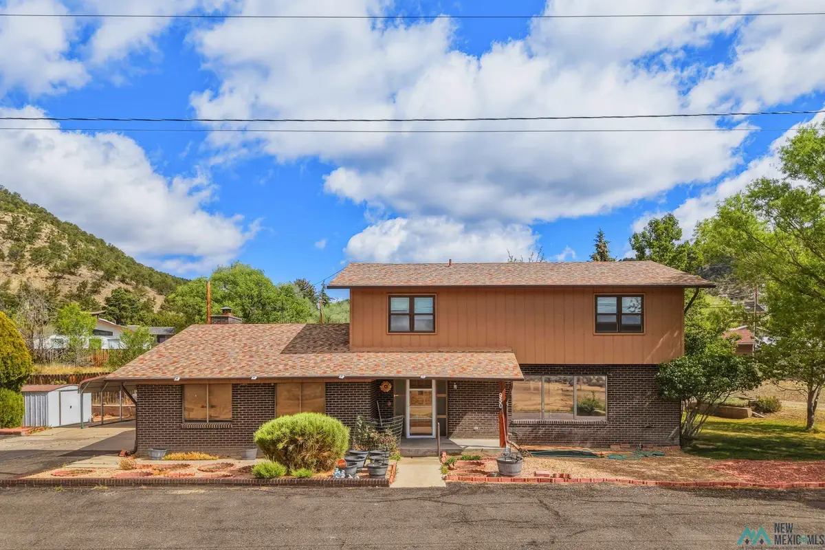950 Park Hill Street, Raton, NM 87740 - #1