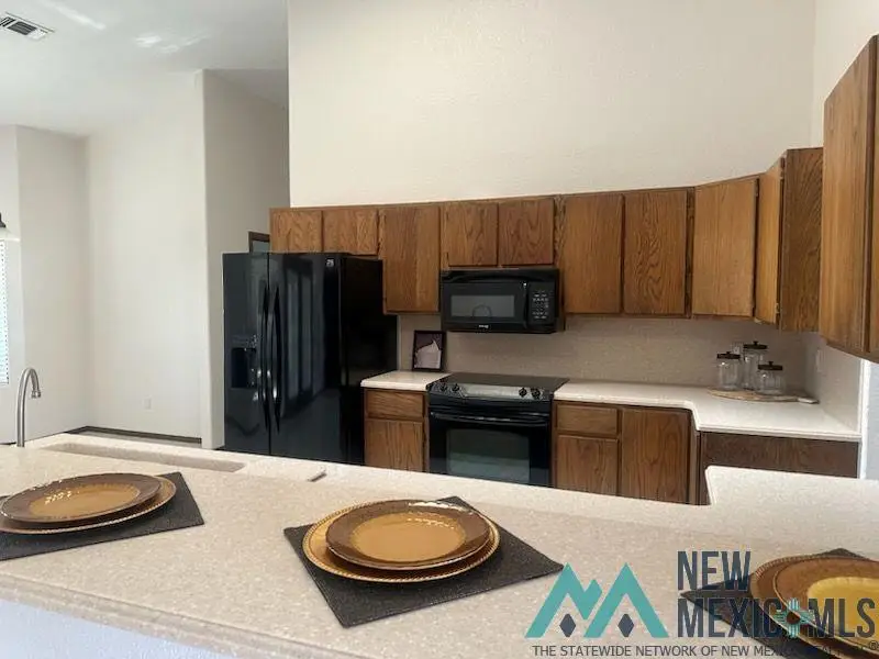 802 Fountain Drive, Carlsbad, NM 88220 - #3