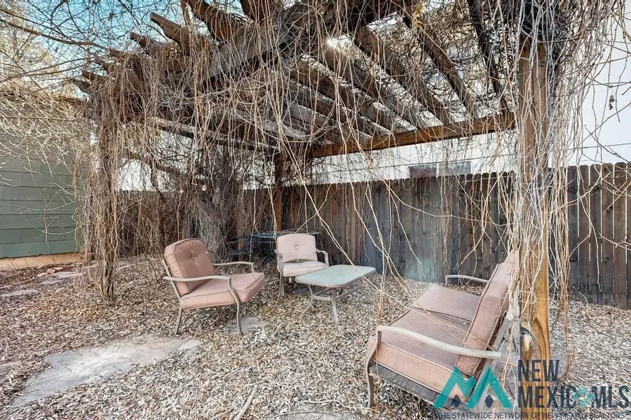 714 Columbia Avenue, Las Vegas, NM 87701 - #2