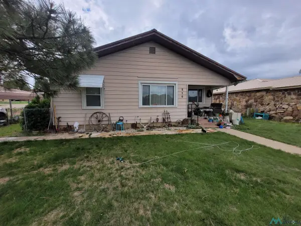 210 Summit Avenue, Springer, NM 87747
