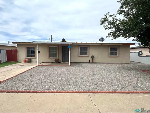 1012 W Laughlin Drive, Hobbs, NM 88240
