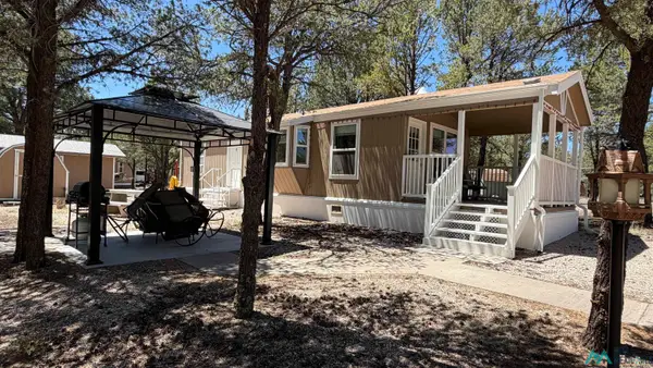 4 Pueblo Largo Circle Road, Quemado, NM 87829