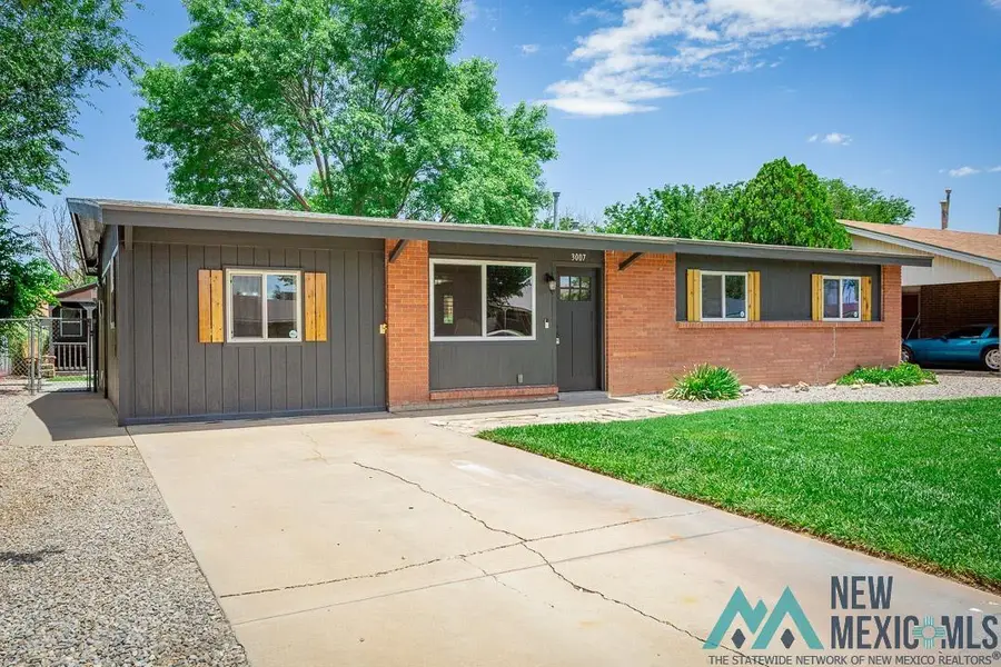 3007 S Wyoming Ave, Roswell, NM 88203 - #3