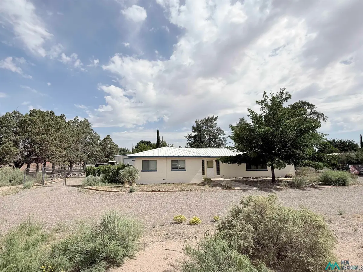 1405 E Florida St, Deming, NM 88030 - #1
