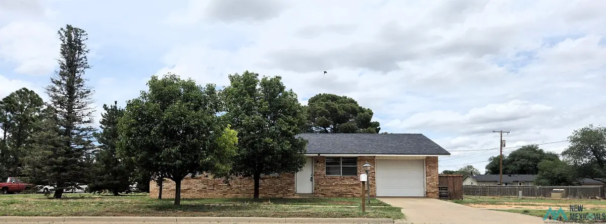 900 E 14th Street, Clovis, NM 88101 - #1