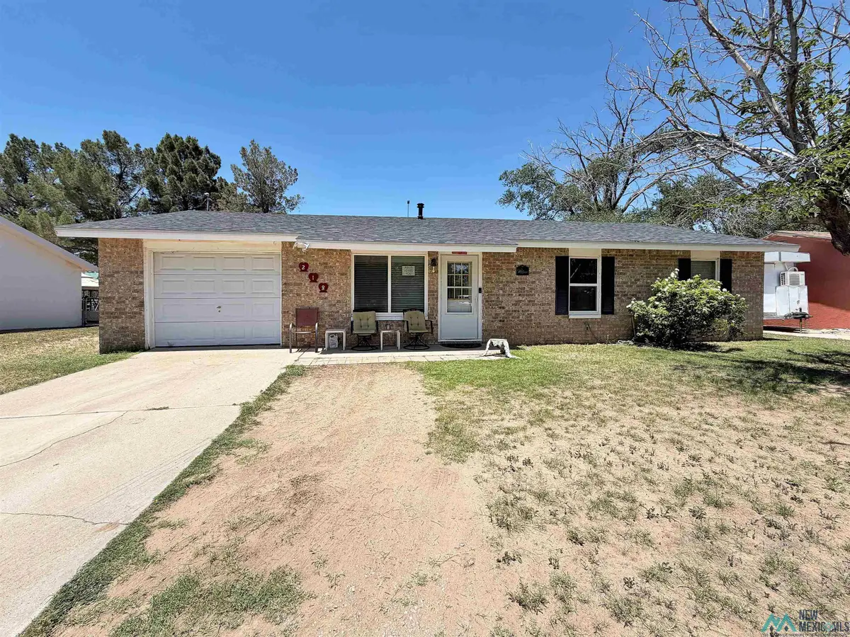 218 E Taos Avenue, Hobbs, NM 88240 - #1