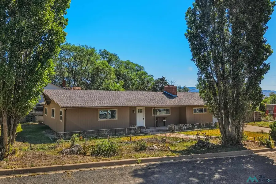 544 13th Avenue, Raton, NM 87740 - #3