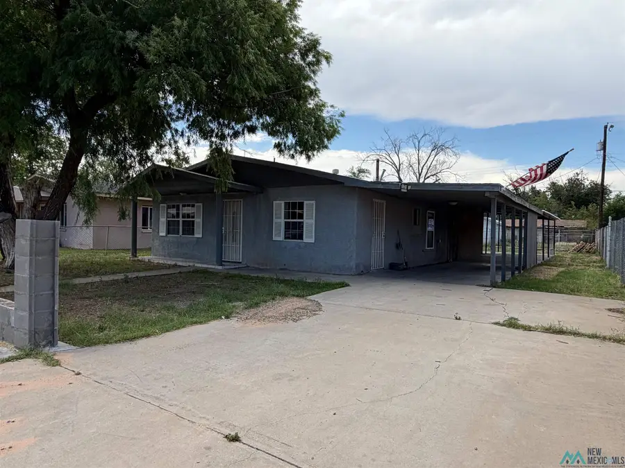 633 E Apple St, Roswell, NM 88201 - #3