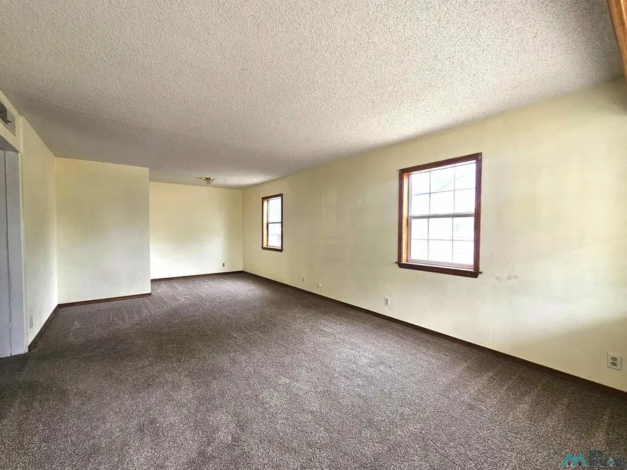 502 S Pine Avenue, Roswell, NM 88203 - #2