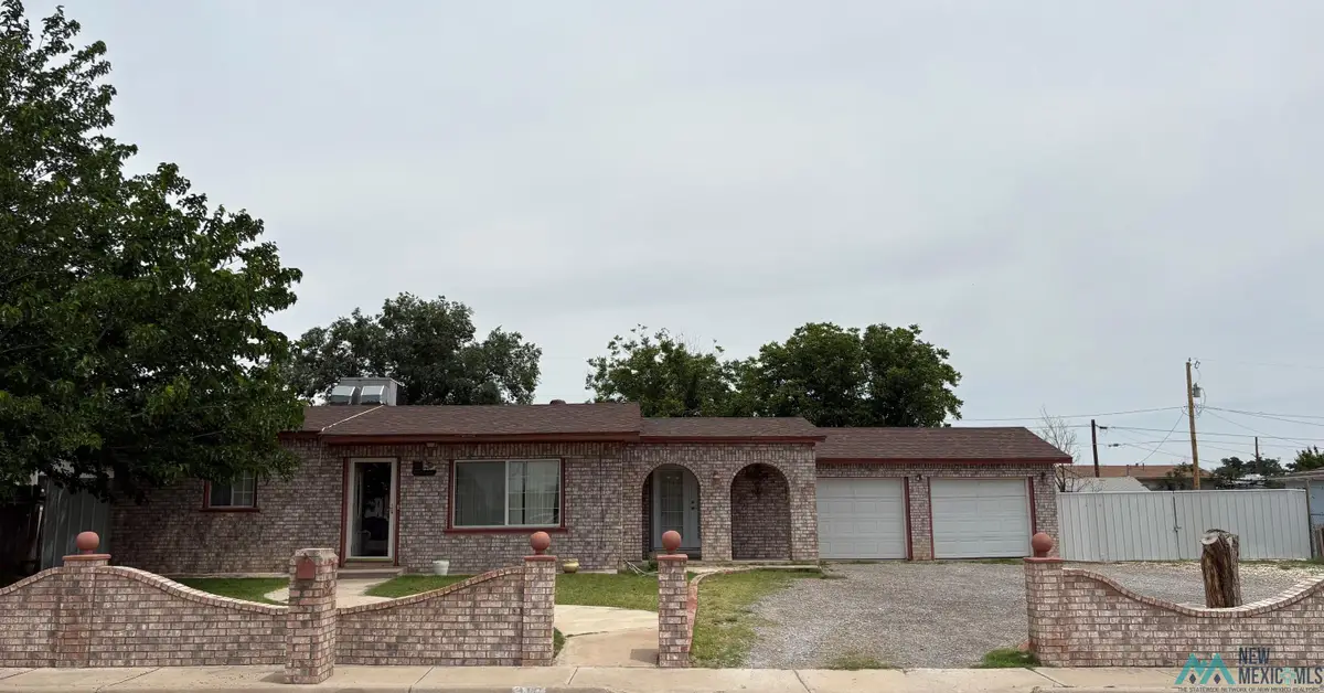 310 Cleveland Ave, Artesia, NM 88210 - #1