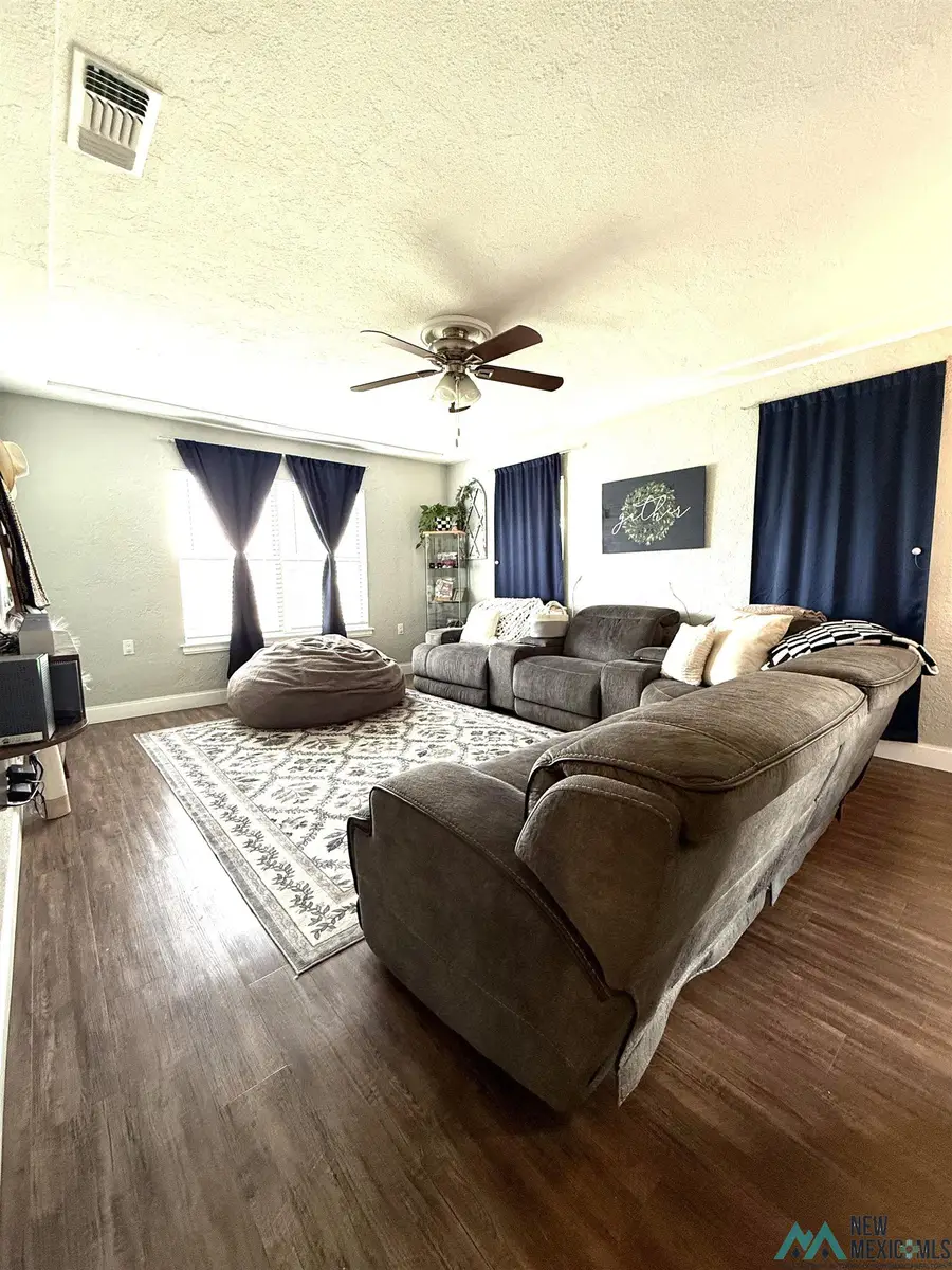 1116 W Merchant Avenue, Artesia, NM 88210 - #2