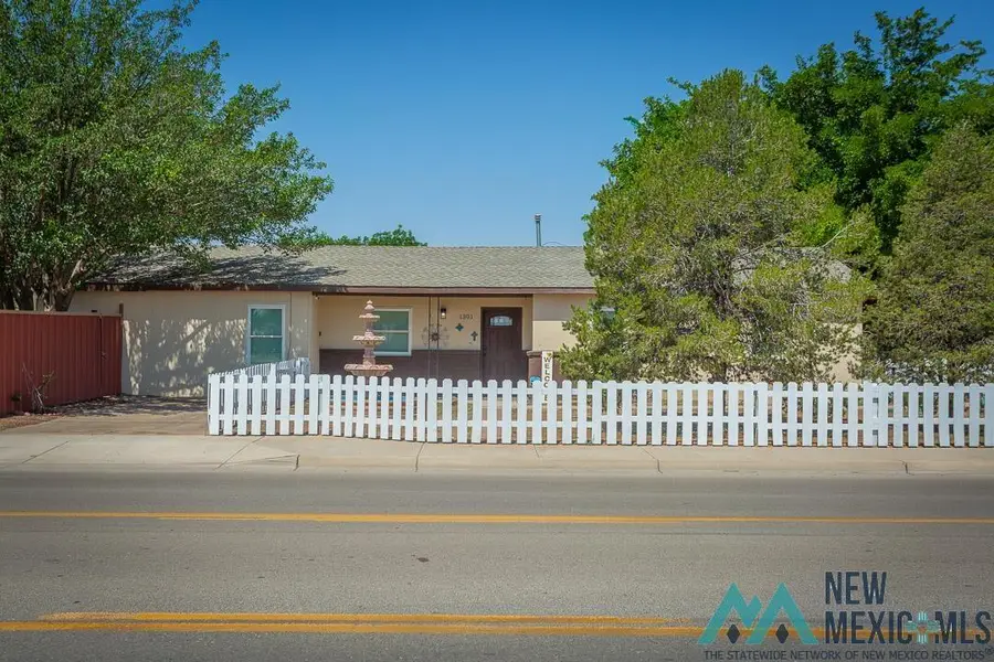 1301 W Briscoe Ave, Artesia, NM 88210-2213 - #3