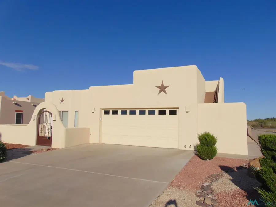 2912 SE Bogie, Deming, NM 88030 - #2