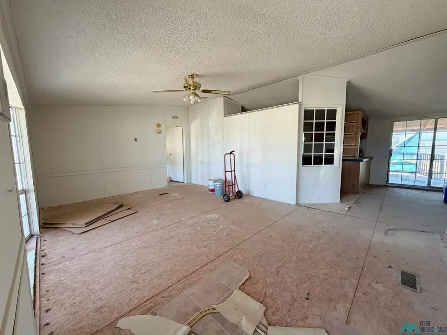 5103 Tierra Bonita Road, Carlsbad, NM 88220 - #2