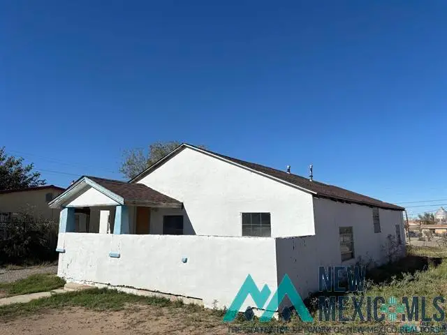 303 E Albuquerque St, Roswell, NM 88203 - #2