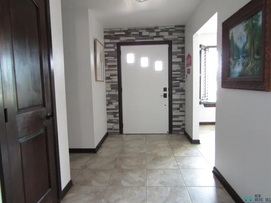 27 W Compress, Artesia, NM 88210 - #2