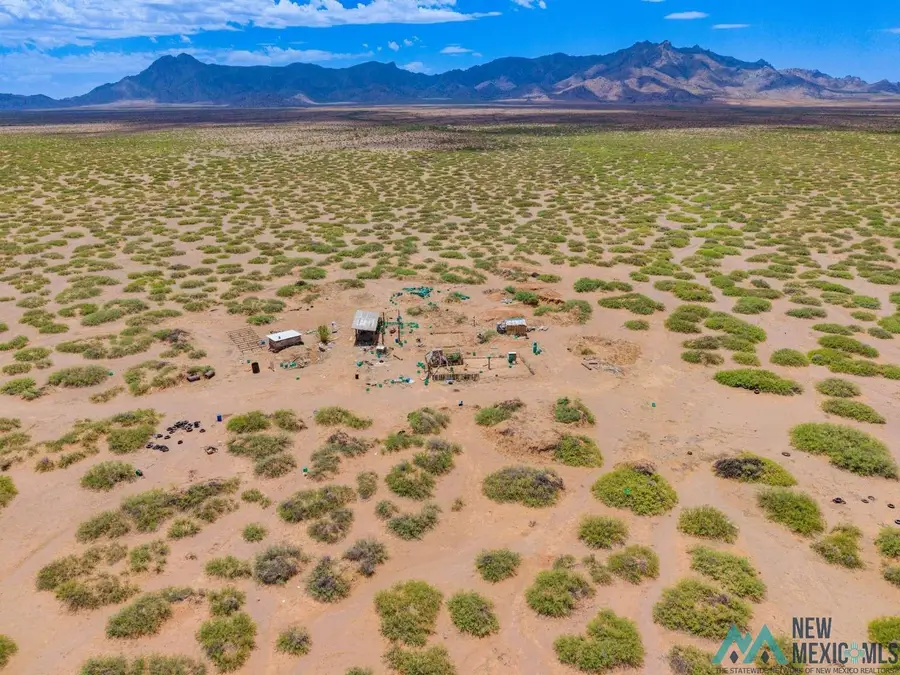 17 SE Wyoming Ave, Deming, NM 88030 - #2