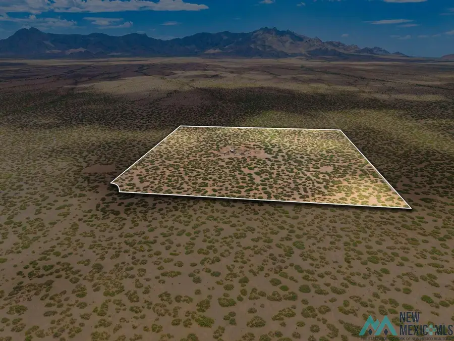 17 SE Wyoming Ave, Deming, NM 88030 - #3