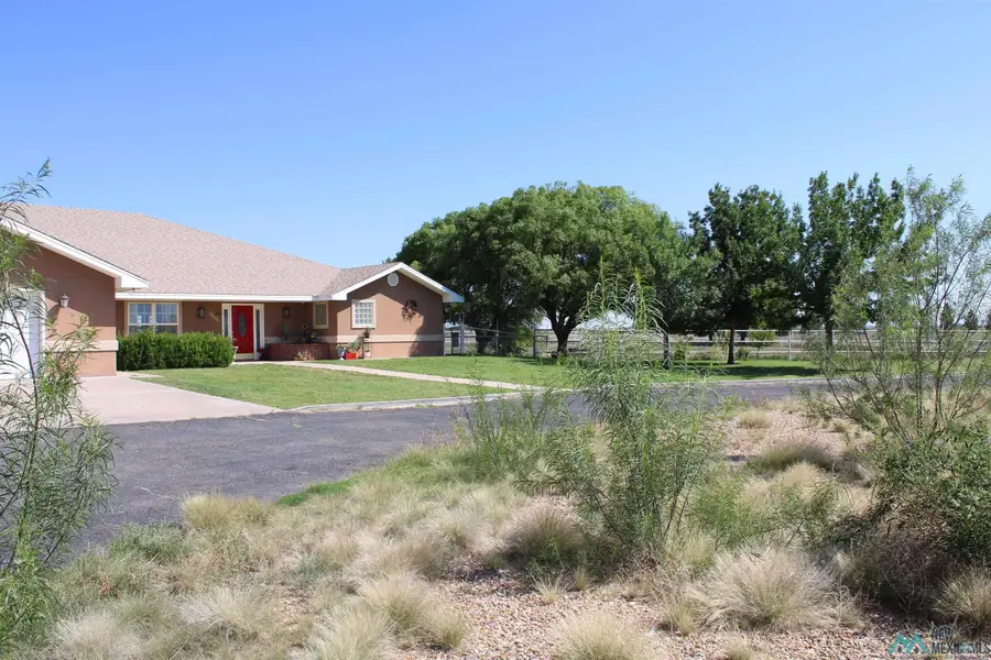 3237 Sundance, Roswell, NM 88201 - #2